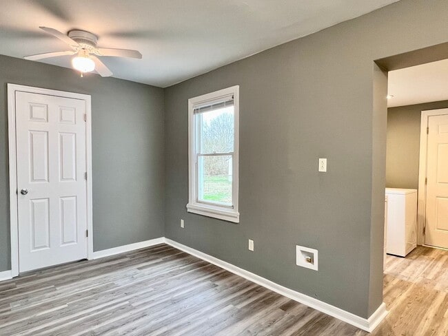 Building Photo - 3209 Chesham St