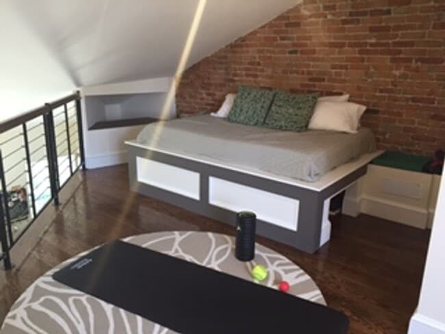 Building Photo - 1 bed 1.5 bath with roof deck, no undergrads, central air, W/D in unit