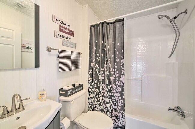 Building Photo - 9896 61st Terrace