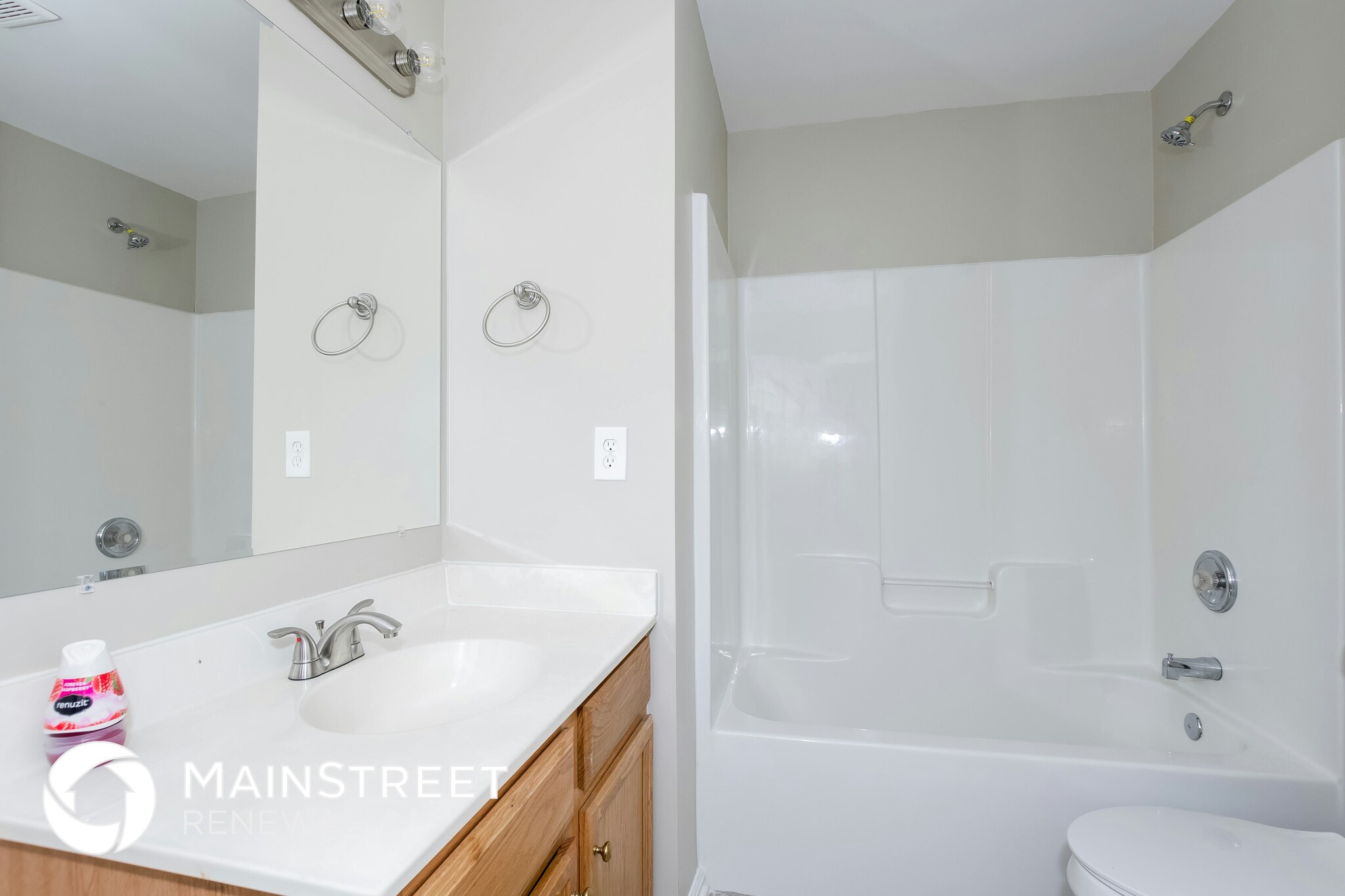 Building Photo - 3428 Stoney Garden Dr