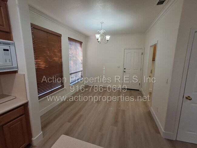 Building Photo - Action Properties R.E.S. Inc. Offering Beautiful Highland Park Single Story 3 Car, 4 Bedroom, Gar...