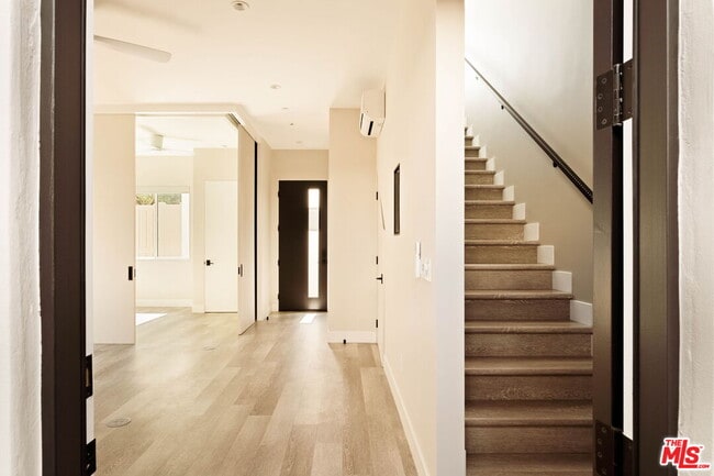 Building Photo - 2325 27th St