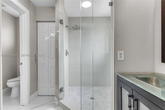 Building Photo - 7463 SW 164th Ave