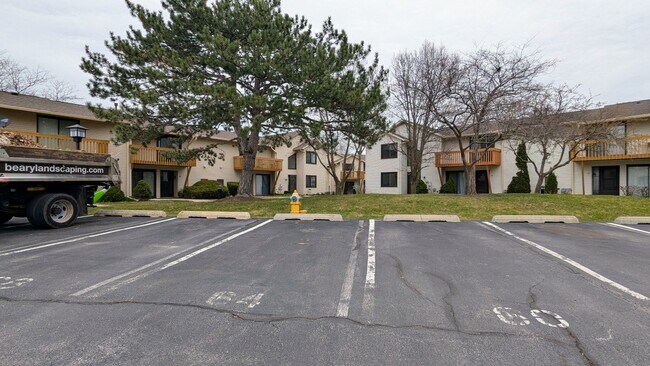 Building Photo - 64 Michigan Ct