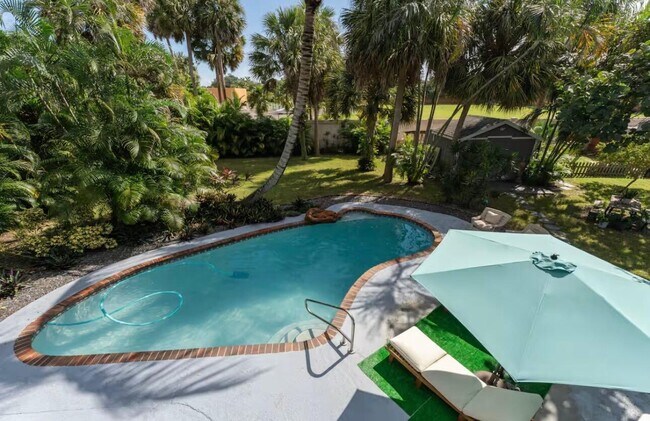 Building Photo - 1256 Palmetto Rd