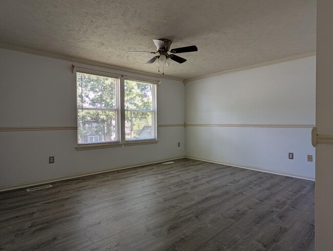 Building Photo - 9310 Coleson Rd