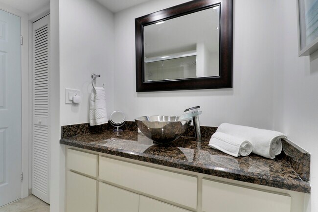 Building Photo - 606 Brackenwood Cove