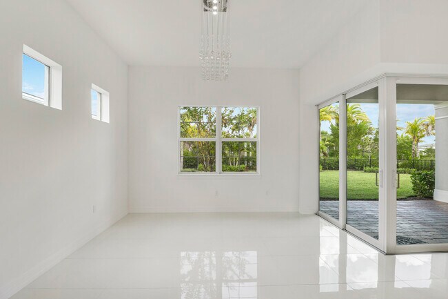 Building Photo - 10815 Stellar Cir