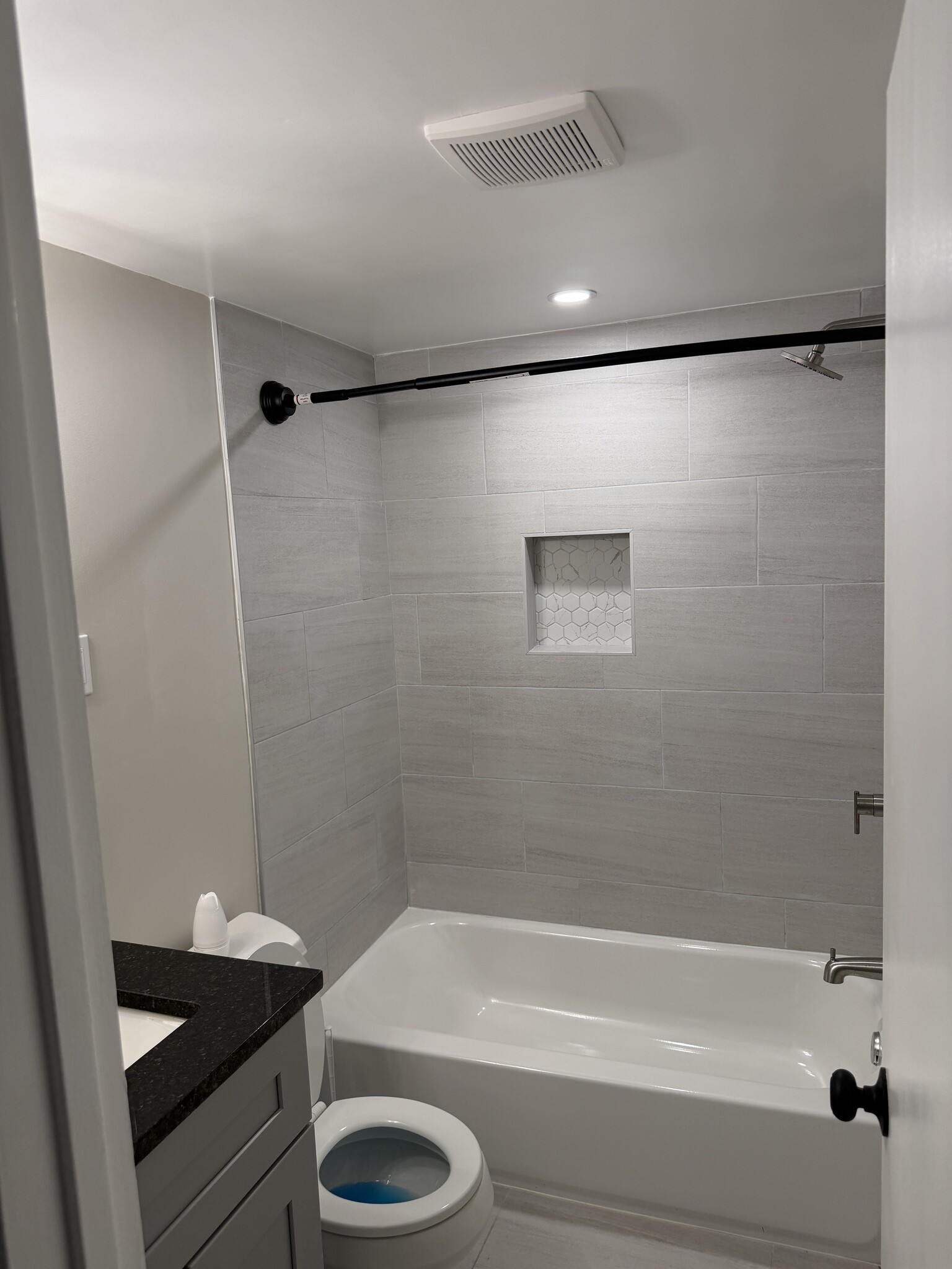 bathroom - 4421 Romlon St