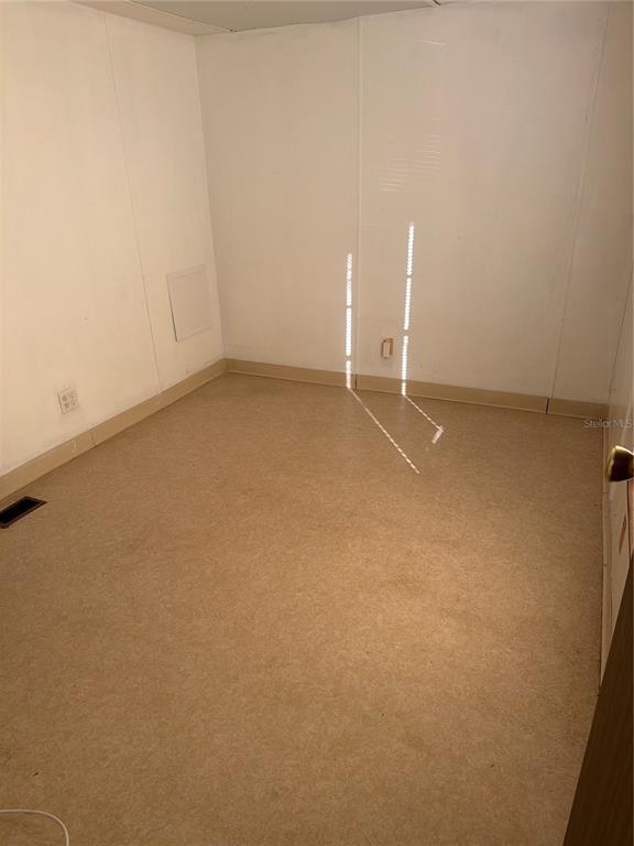 Building Photo - 21285 Campbell Dr