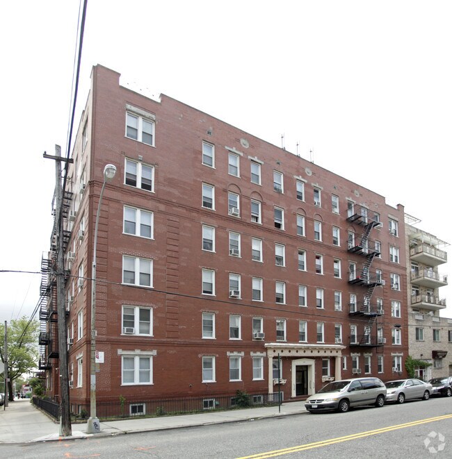 Building Photo - 206 Quentin Rd