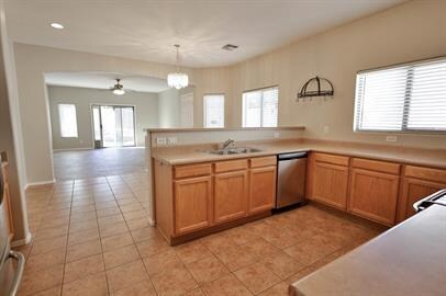 Building Photo - Rancho Sahuarita