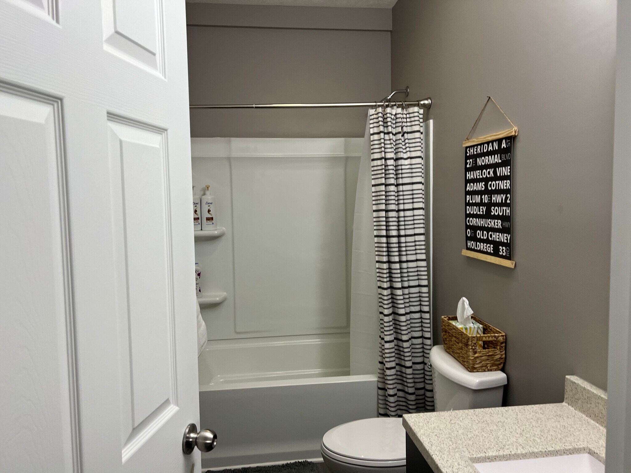 Building Photo - 1745 Garfield St