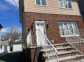 Building Photo - 212 78th St