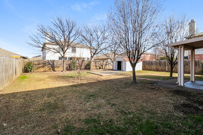 Building Photo - 4320 German Pointer Way