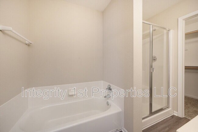 Building Photo - 5921 NW 91st St