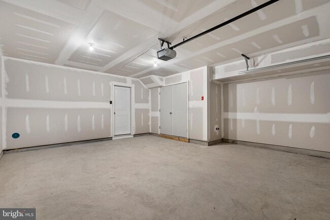 Building Photo - 7106 Delegate Pl