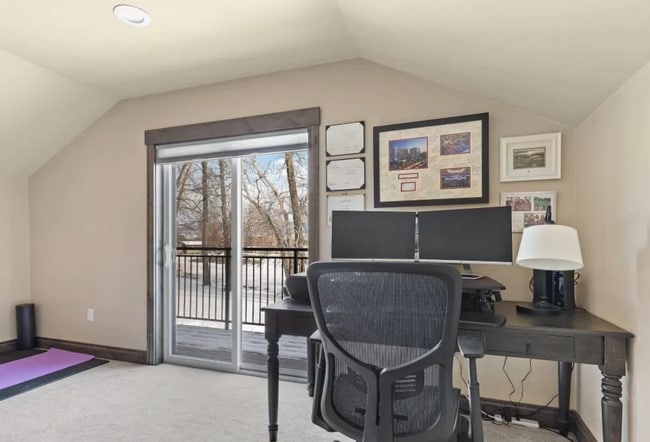Building Photo - Gorgeous 3 bedroom 2 bath in Belgrade