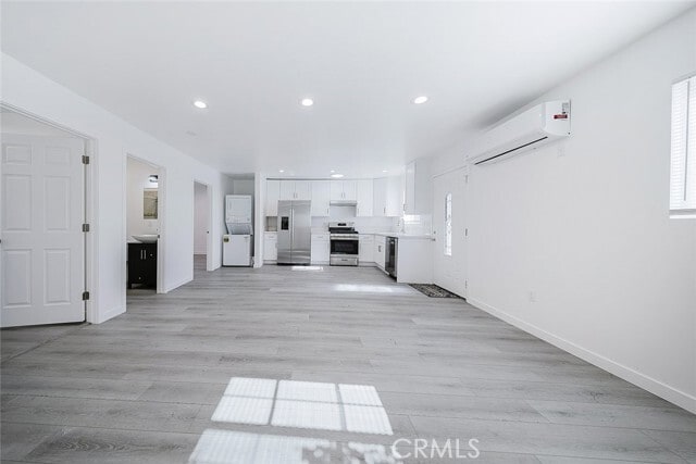 Building Photo - 10503 Cantara St