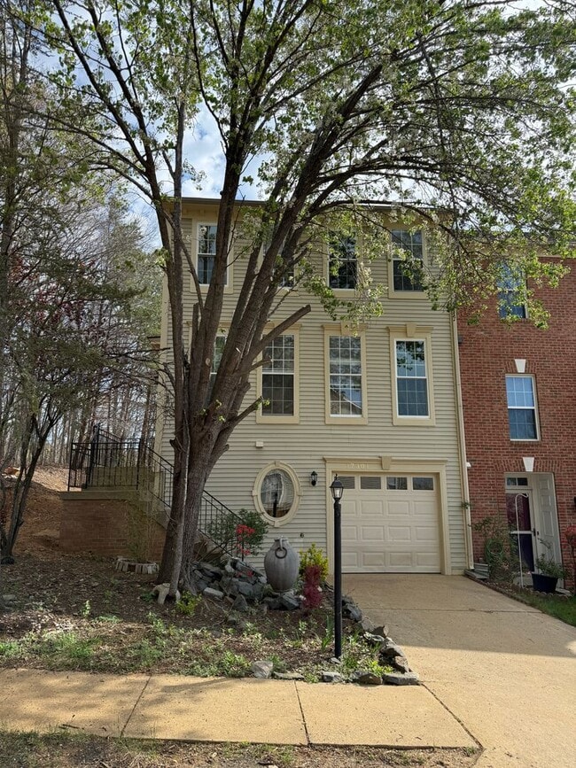 Building Photo - 17301 Pacific Rim Terrace