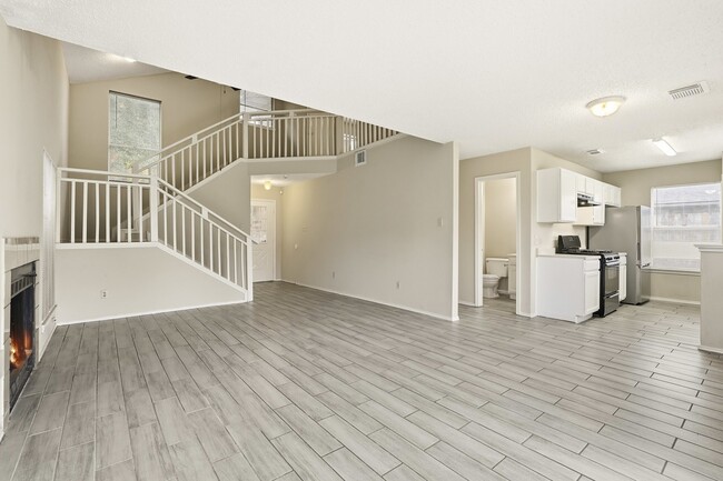 Building Photo - 16623 Red Gully Dr