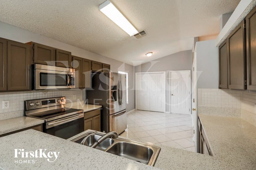 Building Photo - 2942 Biloxi Trail