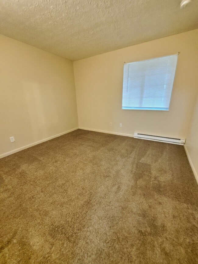 Building Photo - 417 Sherman St