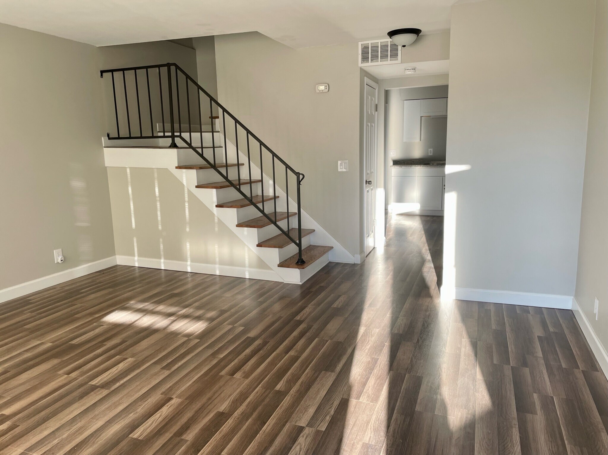 Building Photo - 3122 Brickdale Ln