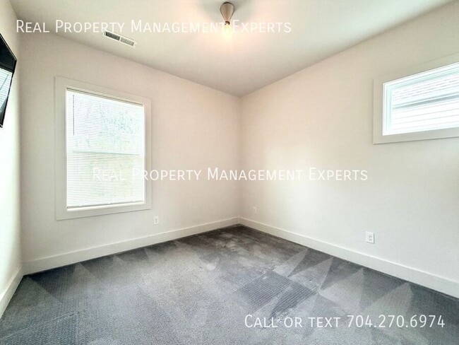 Building Photo - 4115 Merlane Dr