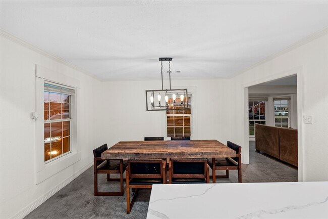 Building Photo - 3714 Eagle St