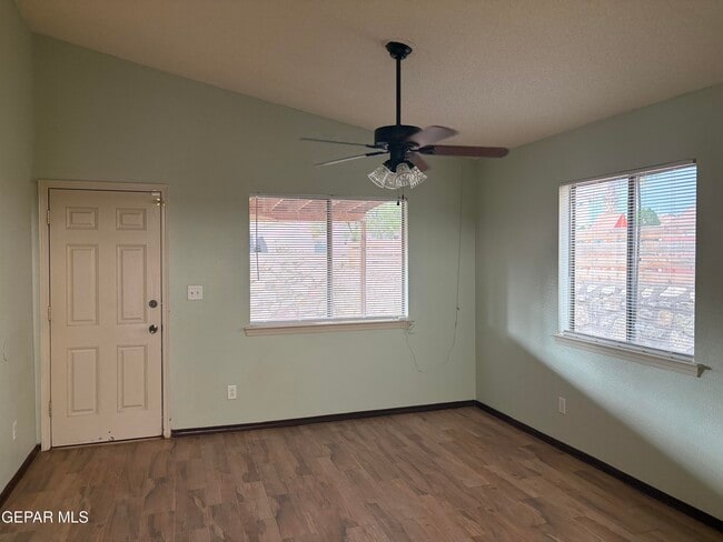 Building Photo - 11953 Mesquite Miel Dr