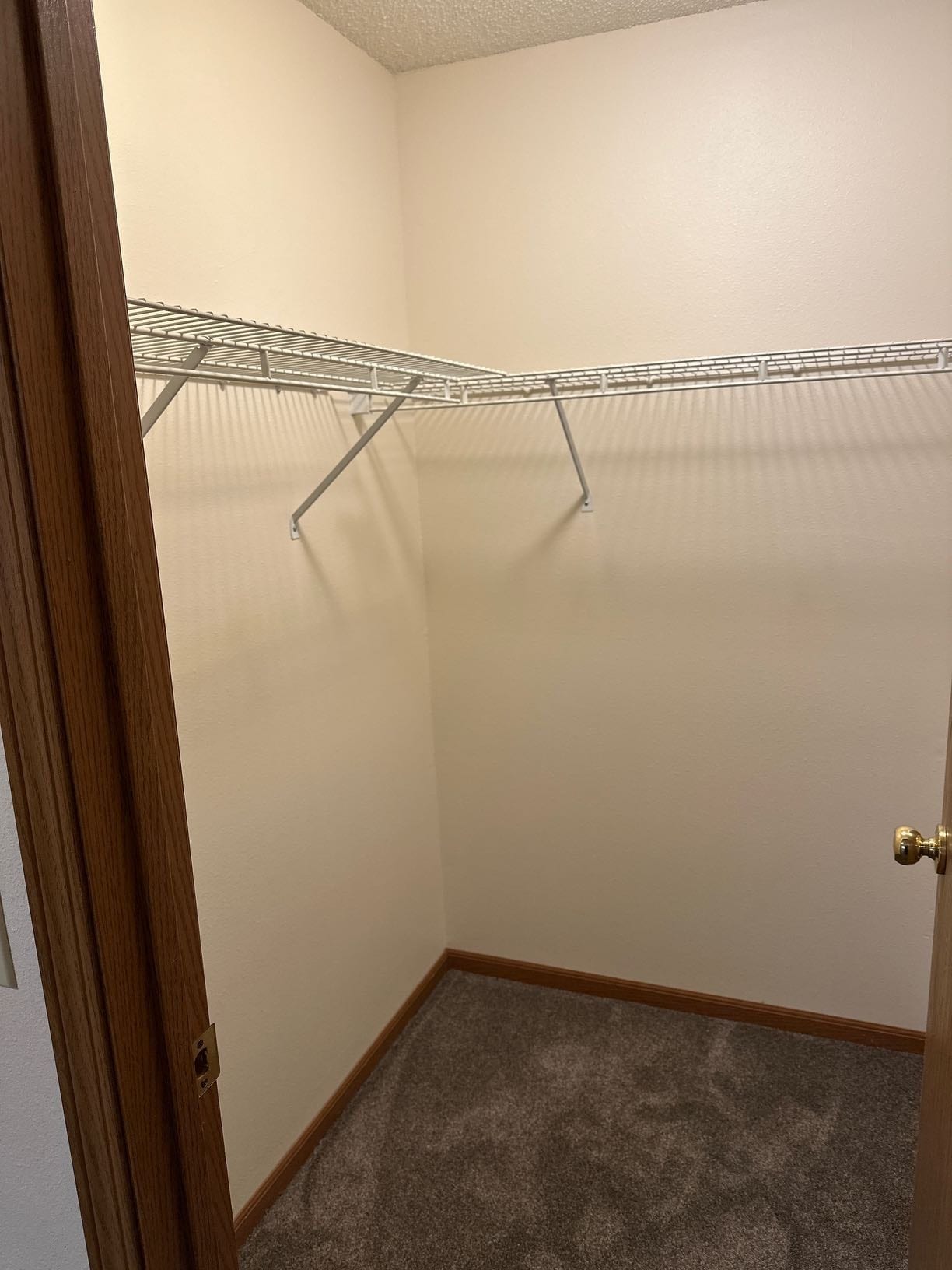 Building Photo - 725 6th Ave S