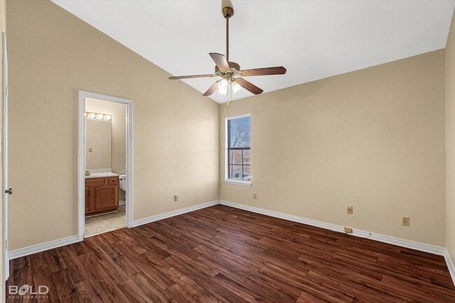 Building Photo - 9913 Dagger Point Ln