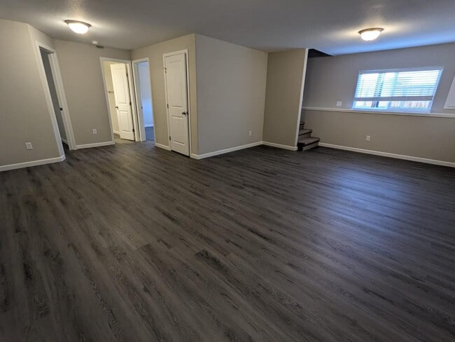 Building Photo - 5277 N Toben Ct