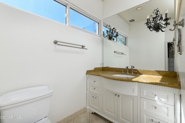 Building Photo - 2872 E Panamint Ct