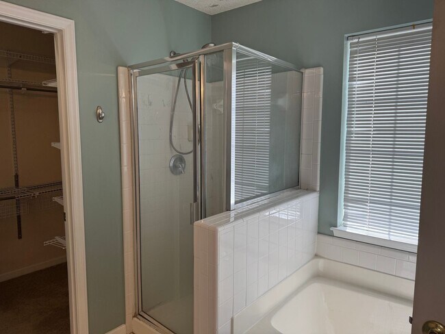 Building Photo - Three Bedroom Ranch in Cornelius