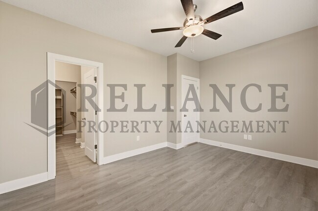 Building Photo - 2755 S Greenleaf St