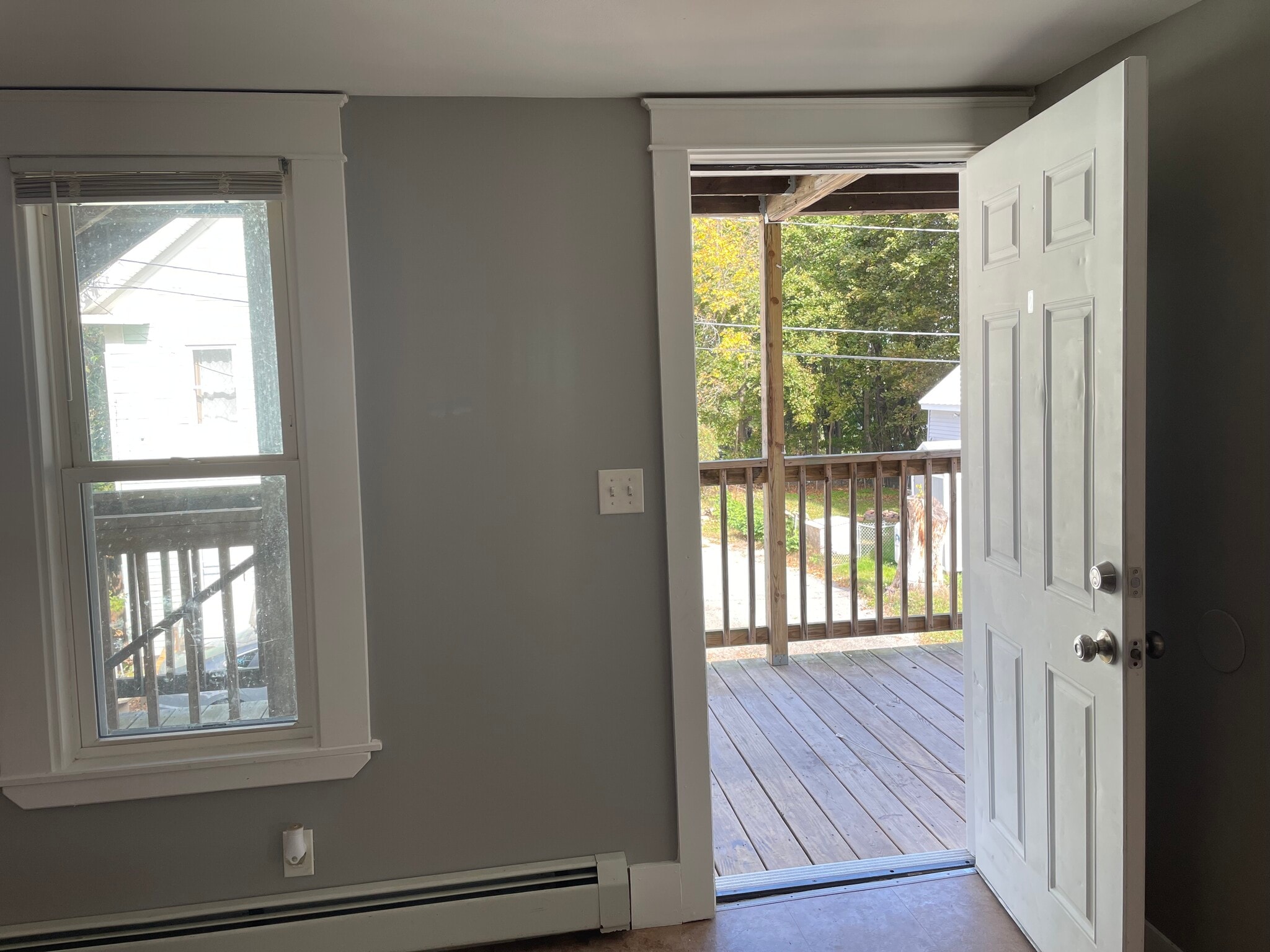 Building Photo - 6 York St