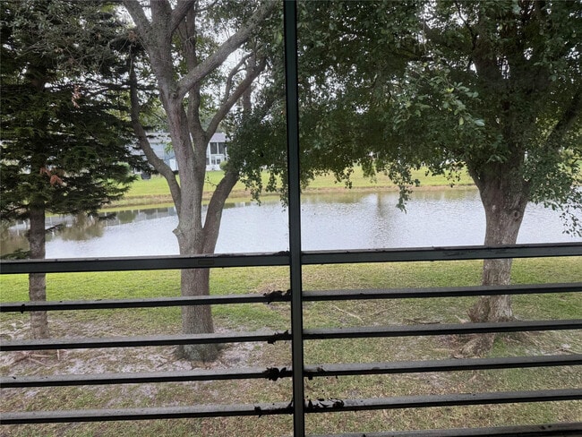 Building Photo - 476 Tilford V