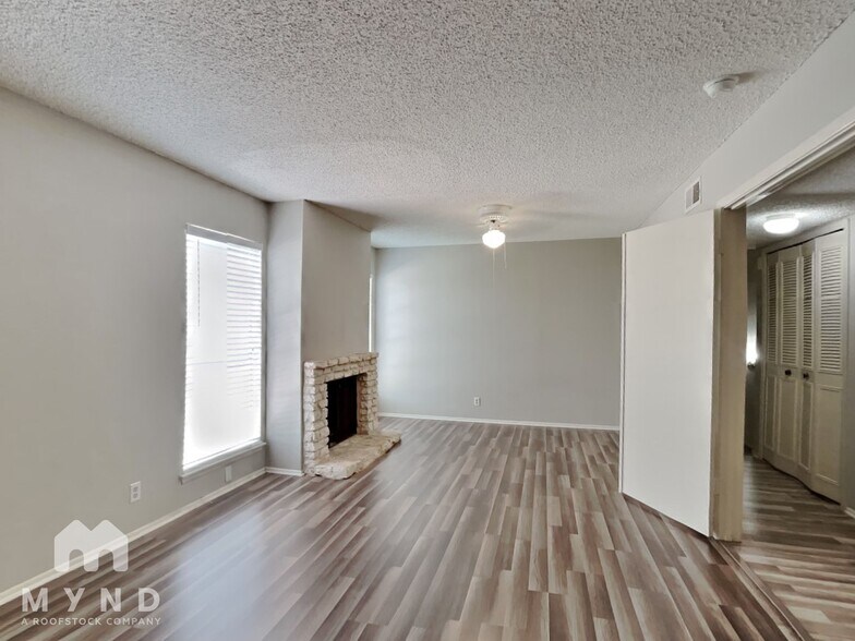Building Photo - 6802 Neston Dr