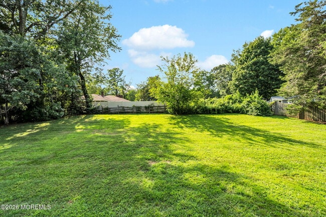 Building Photo - 55 S Lake Dr