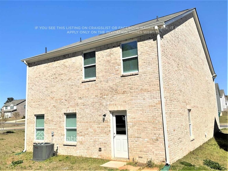 Building Photo - 516 Moline Wy