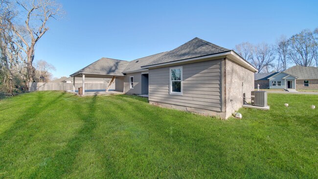 Building Photo - 1021 Timber Trails Rd