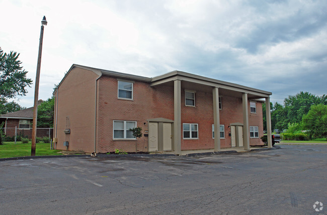 Building Photo - Shock Townhouses