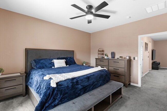 Building Photo - Beautiful 2 Story TownHome in Inspirada