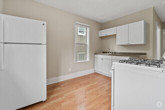 Building Photo - 91 F St