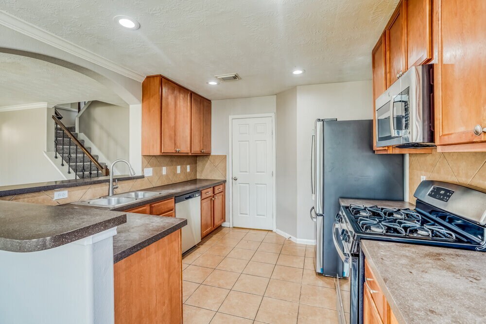 Building Photo - 2614 Elder Park Ct