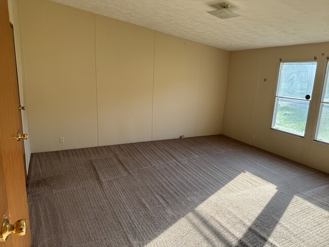 Building Photo - 118 Hoston Dr