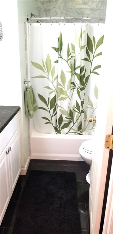 Building Photo - 8 Slocum St