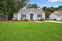 Building Photo - 4 Bedroom Rental